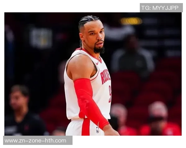 狄龙回归休斯敦表现抢眼24次出手收获23分4篮板4助攻但正负值却为负24